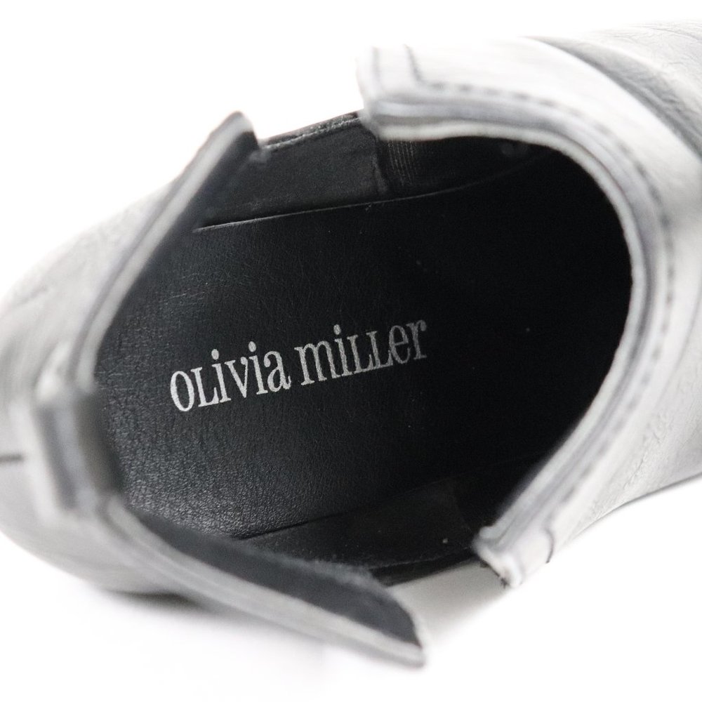 Olivia Miller | Yukon Chunky Heel Bootie - Picture 7 of 7